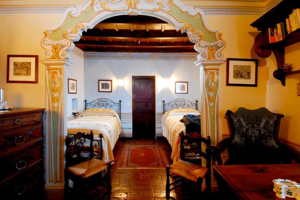 فندق Residenza D'Epoca Eremo Delle Grazie Monteluco الغرفة الصورة