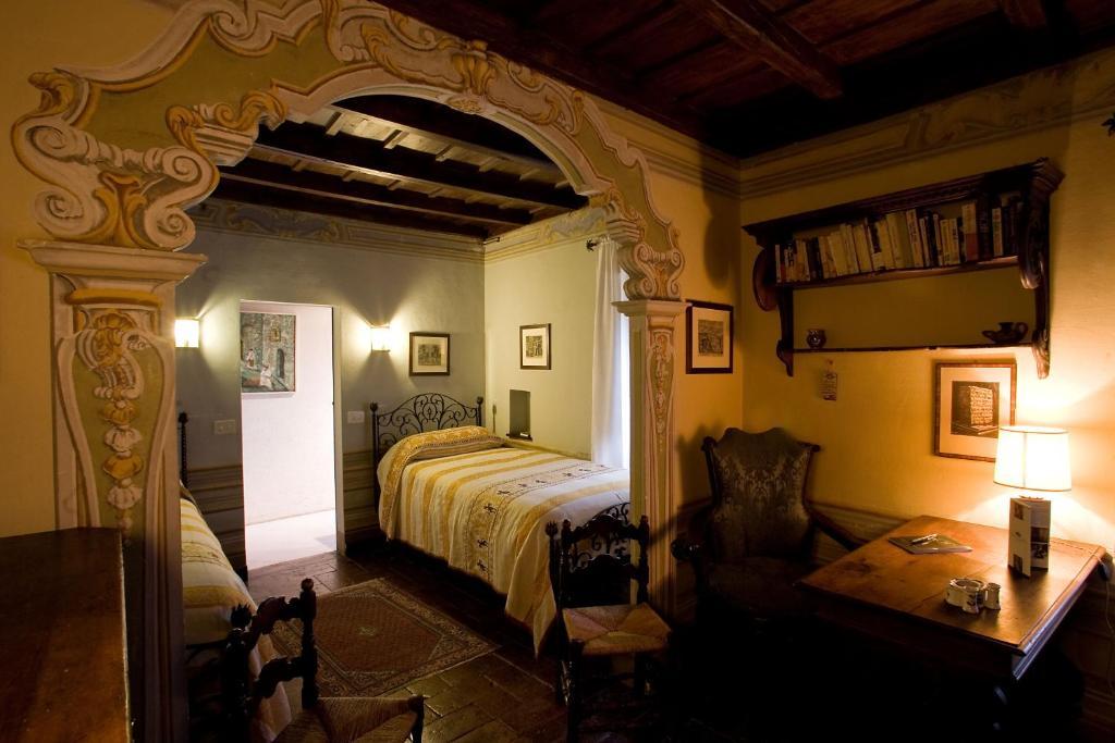 فندق Residenza D'Epoca Eremo Delle Grazie Monteluco الغرفة الصورة